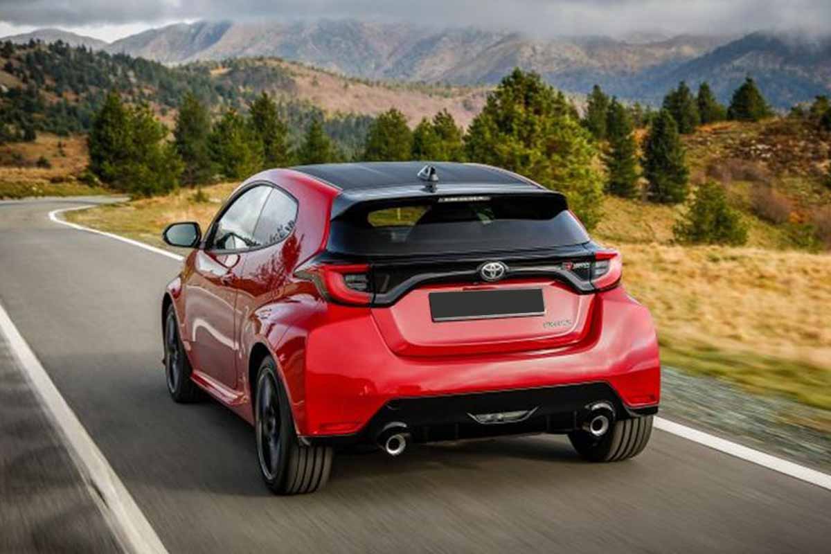 Toyota Yaris2